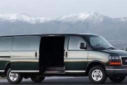 2022 GMC Savana Profile in Green